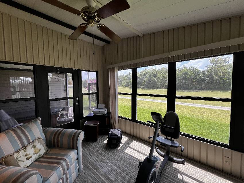 195 Fairway Circle a Winter Haven, FL Mobile or Manufactured Home for Sale